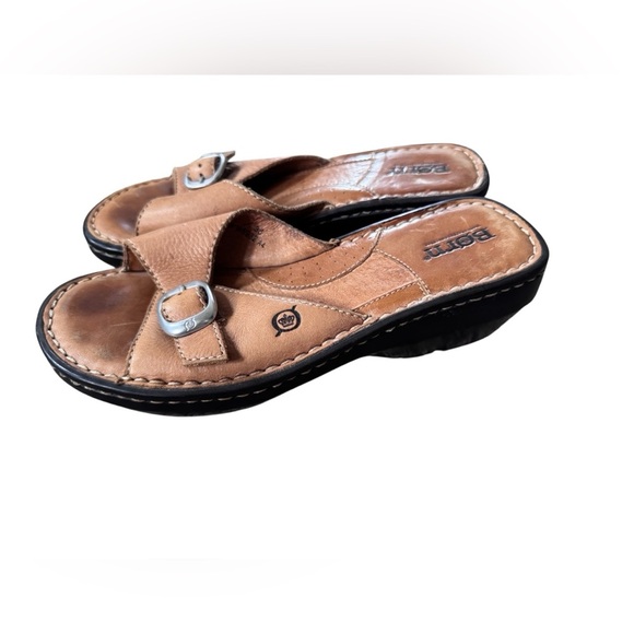 BORN Born Concept Leather Sandals Clogs Open Toe Comfort Shoes Size 7 - Picture 1 of 5